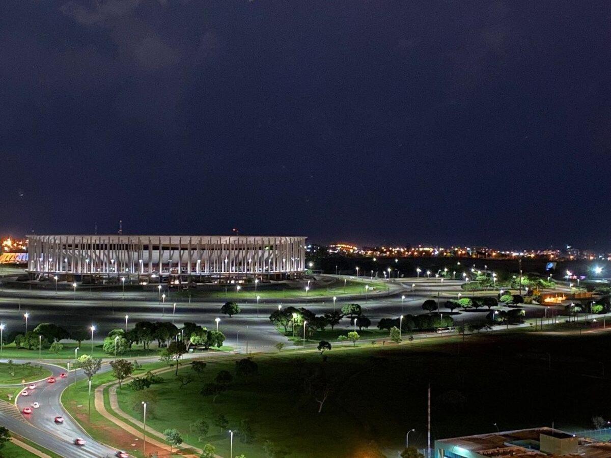 Flat Encantador No 11º Com Vista Pra Torre De Tv Brasília Exteriör bild